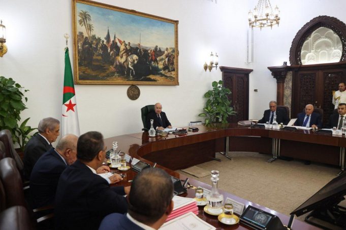 Conseil des ministres : Tebboune assurera personnellement l’accompagnement de la création des deux instances chargées de l’importation et de l’exportation