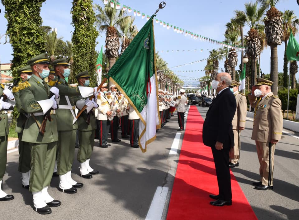 Académie militaire de Cherchell : Le Président Tebboune préside la sortie de trois promotions d’officiers