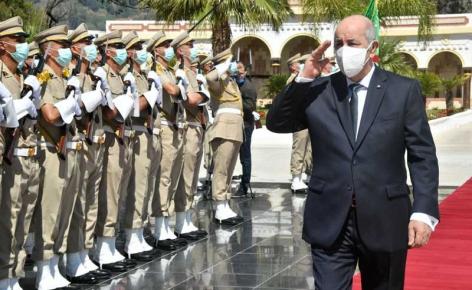 Le President de la Republique en visite au siege du MDN