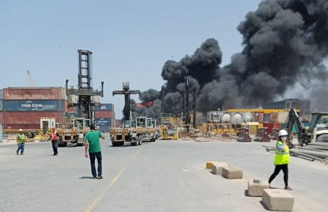 Incendie à l’entrée du Port d’Alger : aucune perte humaine enregistée