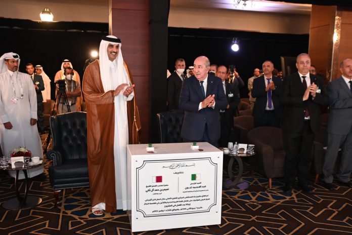 Le Président Tebboune et l'Emir du Qatar lancent les projets de réalisation de l'hôpital algéro-qatari-allemand et d'extension du complexe de Bellara