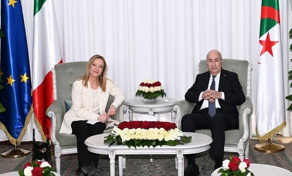 106958d1be867d51efd0877baf8c4f56_M