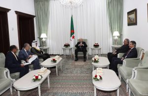 Le président de la République reçoit le président du Groupe de la BID