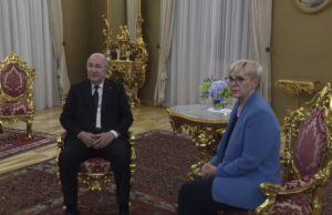 Le président Tebboune tient une rencontre cordiale avec la Présidente de la République de Slovénie au Château de Brdo