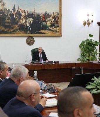 Conseil des ministres : Tebboune ordonne la mise en place de laboratoires dans les ports et les aéroports pour le contrôle des produits