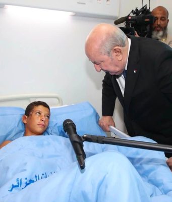 Incendies : Tebboune s’enquiert à l’hôpital des grands brûlés de Zéralda de l’état des blessés
