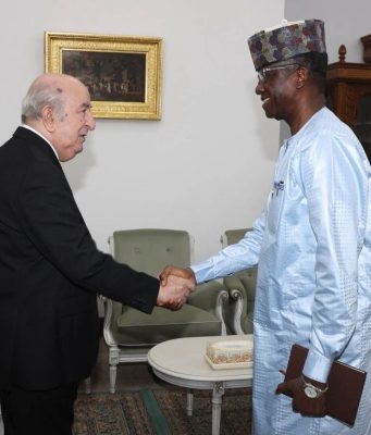 Le président de la République reçoit ministre de la Défense du Niger
